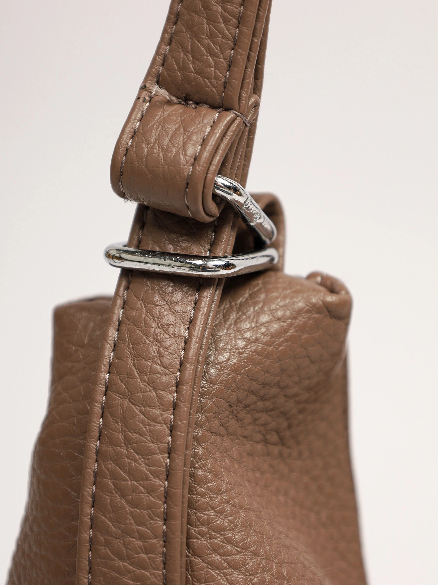 Сумка-шоппер  с декоративным пуллером со стразами в ассортименте